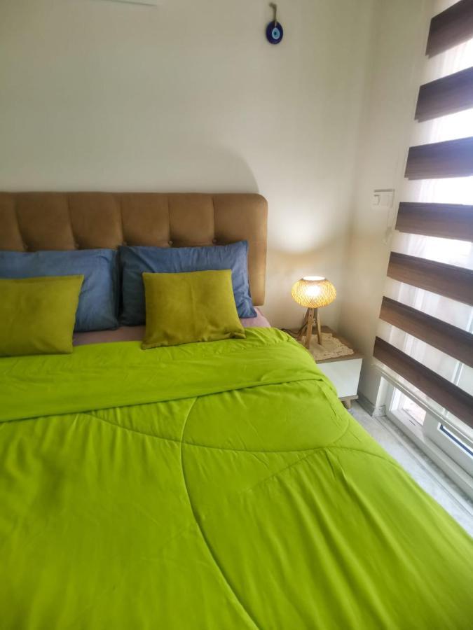 Cozy Sea View Next To The Beach, In The Mid Of The Market, Saturday Bazar, Restaurants & Bars Etc, Alanya Mahmutlar! Lägenhet Exteriör bild